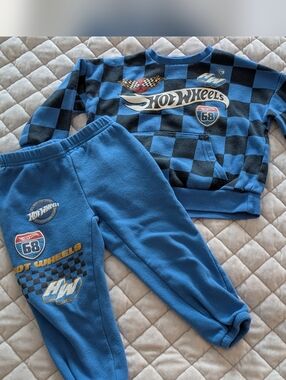 Hot Wheels Toddler Boys Sweatshirt Set, Black Blue Size 3T
